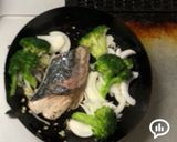 鰤とブロッコリーのトマト煮作り方3写真