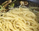 *松茸とさきいかの和風パスタ*作り方4写真