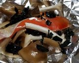 ハタケシメジのホイル焼き・秋鮭、わかめ作り方4写真