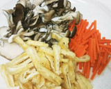 しめじと鶏肉の簡単炊き込みご飯作り方1写真