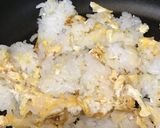 玉子だけチャーハン★ほぐし焼き作り方2写真