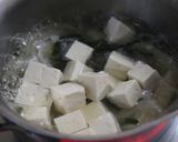 朝昼夕♪美味♪蓮根と玉ねぎと豆腐の味噌汁作り方4写真
