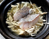 塩麹で簡単！鯛とキノコの炊き込みご飯作り方3写真