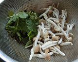 土鍋で簡単★鮭としめじの炊き込みご飯作り方2写真