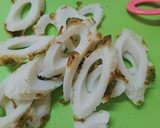 簡単♪もやしとちくわのペッパーチーズ炒め作り方1写真