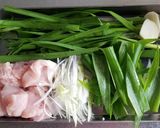 鶏ニラしゃぶ鍋作り方1写真