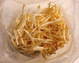 ポリ袋だけで作る♪もやし中華風サラダ作り方1写真