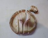 簡単絶品・魚のアラと椎茸のスープ作り方1写真