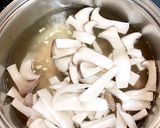いろいろきのこと揚げワンタンの中華スープ作り方4写真