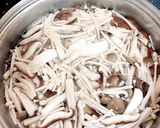 いろいろきのこと揚げワンタンの中華スープ作り方5写真
