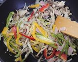きのこたっぷり そばのペペロンチーノ風作り方5写真
