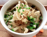 いろいろきのこと揚げワンタンの中華スープ作り方7写真