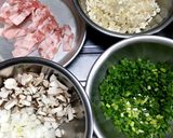 えのき茸としいたけのチャーハン作り方1写真