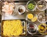 一人暮らしのシーフードペペロン焼きそば作り方1写真