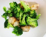 ブロッコリーとベビーホタテの味噌マヨ合え作り方2写真
