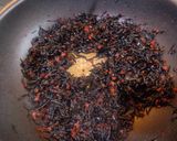 ご飯が進む♪カリカリ梅とひじきのふりかけ作り方4写真
