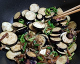 アケビの皮と多種野菜の油炒め味噌煮・激旨作り方9写真