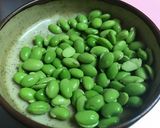 枝豆とベーコンのペペロンチーノ作り方1写真