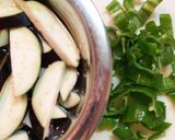 なすとピーマンの甘辛納豆肉味噌炒め作り方1写真