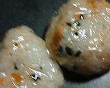 鮭フレーク&ワカメ&梅干しおむすび作り方8写真