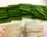 簡単♪にらとえのきの胡麻和え＋海苔☆作り方1写真