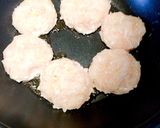 超簡単♡鶏ひき肉ともやしのハンバーグ♡作り方3写真