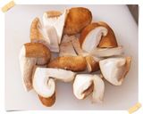 きのこと蓮根の昆布茶柚子胡椒バター炒め作り方2写真