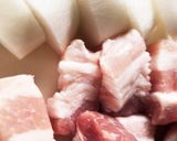 豚バラ肉と大根のこってり煮☆作り方1写真