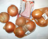 丸ごと玉ねぎスープ煮♪簡単ベーコンと作り方1写真