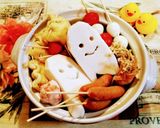 おでんの具に串に刺したウズラの玉子作り方3写真