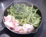 鉄分補給！スキレット☆ベーコンほうれん草作り方3写真