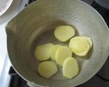 鶏手羽とジャガイモのケチャップ煮作り方2写真