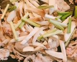 時短簡単！ご飯がすすむ！豚ニラポン酢炒め作り方2写真