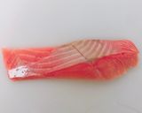 【離乳食 中期】鮭 フレーク作り方1写真