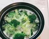 ブロッコリーと鶏肉のカニカマあんかけ作り方1写真