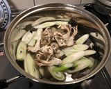 簡単、牛肉たっぷりの山形芋煮作り方4写真
