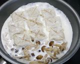 簡単！焼売としめじのクリーム煮作り方2写真