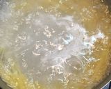頂き物で作る！高菜とソーセージのパスタ作り方2写真