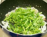 春菊とイカのガーリック炒め作り方5写真