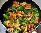 豚バラピーマンと卵のオイスターソース炒め作り方6写真