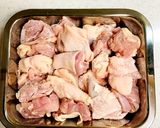 鶏肉の簡単トマトソース煮込み作り方1写真