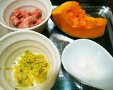犬ご飯　カボチャの肉詰め作り方1写真
