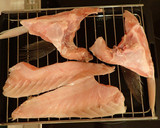 スズキのカマとハラスの塩焼き作り方3写真