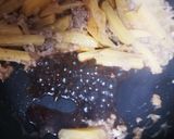 じゃがいもとひき肉のｵｲｽﾀｰﾏﾖ炒め作り方5写真