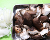 ピリ辛♪生椎茸と蓮根のみそ風味炒め物作り方3写真