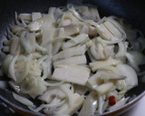 ピリ辛♪生椎茸と蓮根のみそ風味炒め物作り方5写真