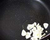 キャベツ・ちくわ・ニンニクの和風炒め♪作り方3写真