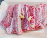簡単！焼くのが美味しい！豚のスペアリブ作り方1写真