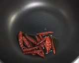 さつまいもと鶏肉の唐辛子炒め作り方4写真