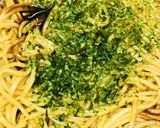 プレーン・ソース焼きそばをサラダにのせて作り方3写真